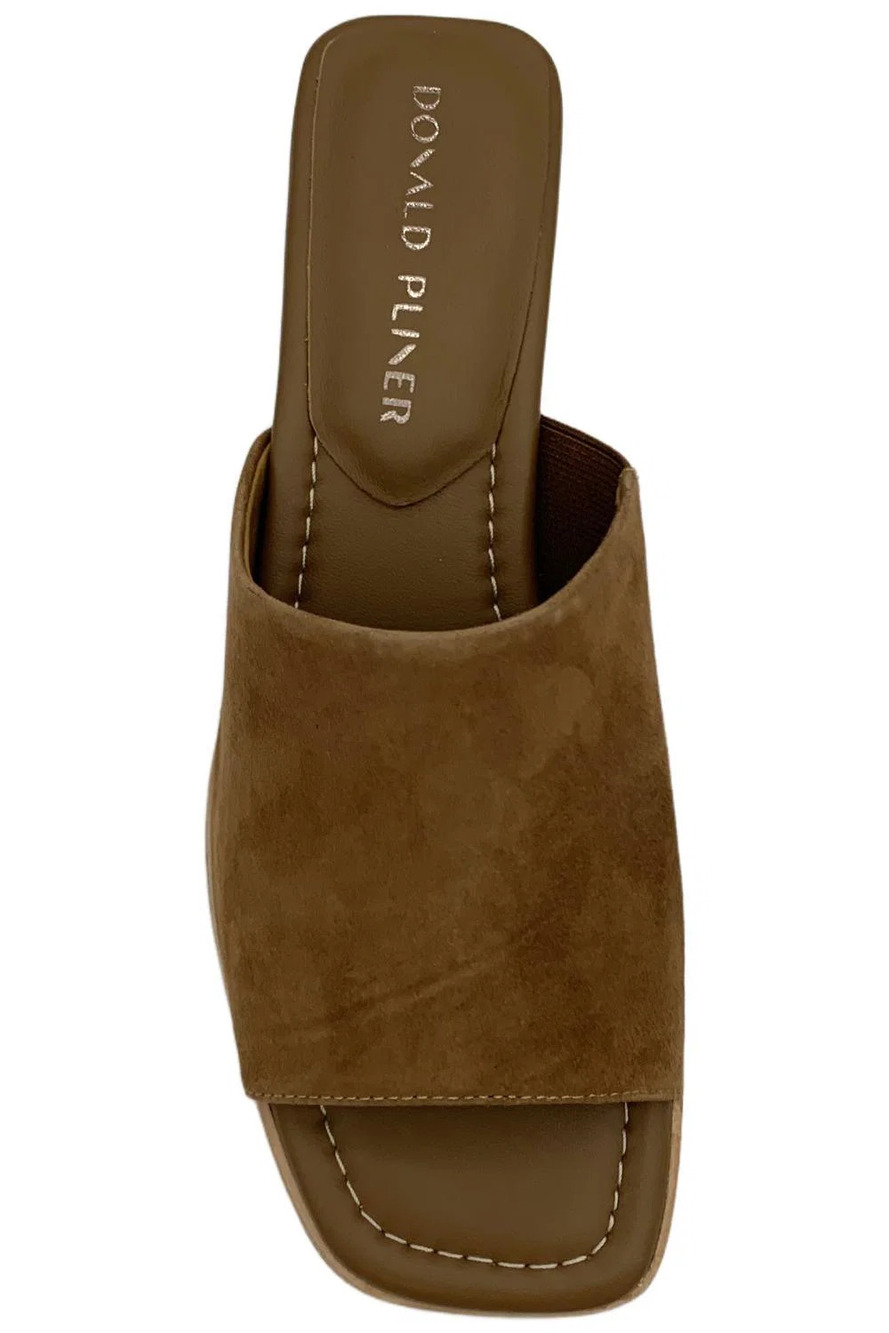 Donald Pliner Women's Clodie Sandal Saddle Suede - Medium - Picture 2 of 3
